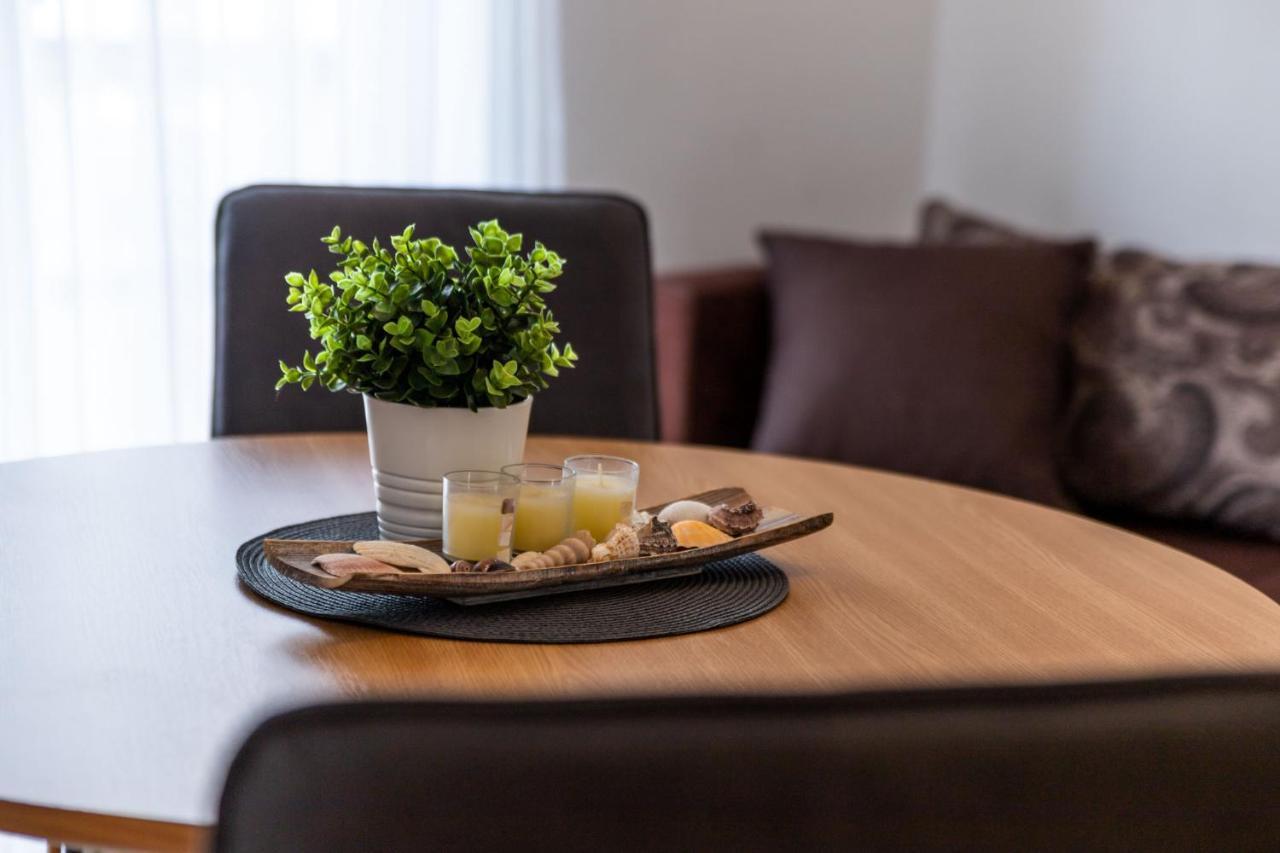 Apartmani Devcic Palit Экстерьер фото